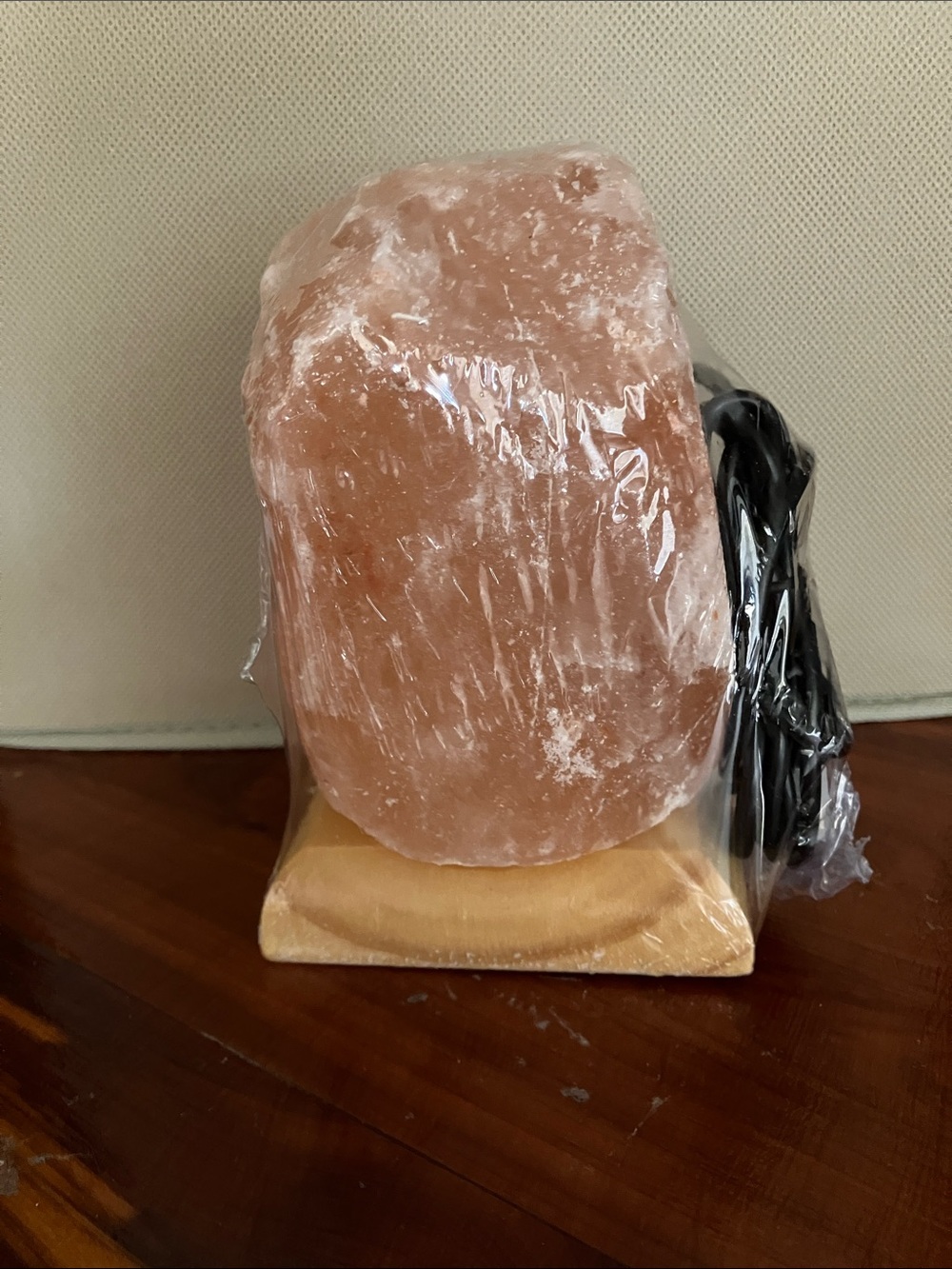 NEW Natural Pink Himalayan Salt Lamp Small USB Tabletop